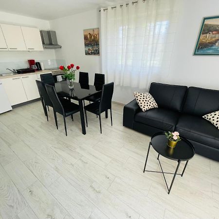Apartment Paulina Trogir Luaran gambar