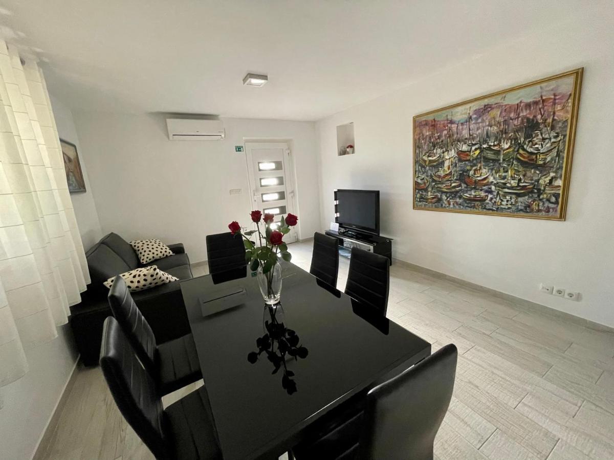 Apartment Paulina Trogir Luaran gambar