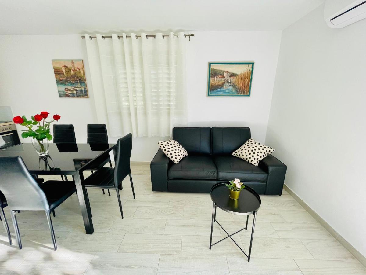 Apartment Paulina Trogir Luaran gambar
